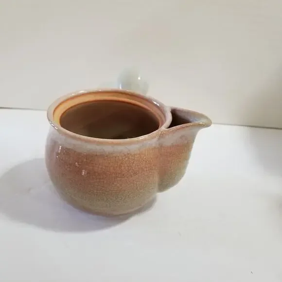 Japanese teapot Traditional Japanese pottery (no lid)